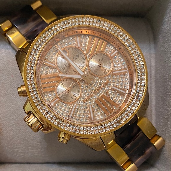 Michael Kors rose gold watch